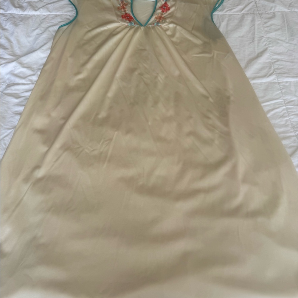 Elegant Cream Embroidered Dress